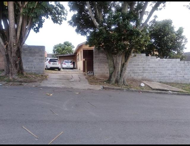 3 BEDROOM HOUSE FOR SALE IN STONEYDRIFT
